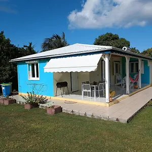 Hébergement de vacances Entr'azur Et Sable à La Baie Du Moule, Le Moule