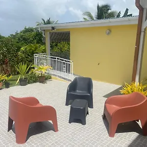 Hébergement de vacances 2 L'oranger, Résidence De Départ De Vos Escapades, Le Moule