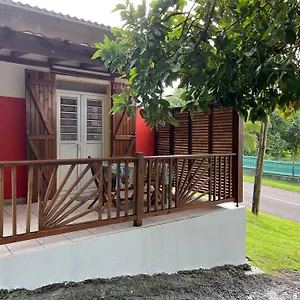 Hébergement de vacances F2 Meublé Chez Sidoine, Le Moule